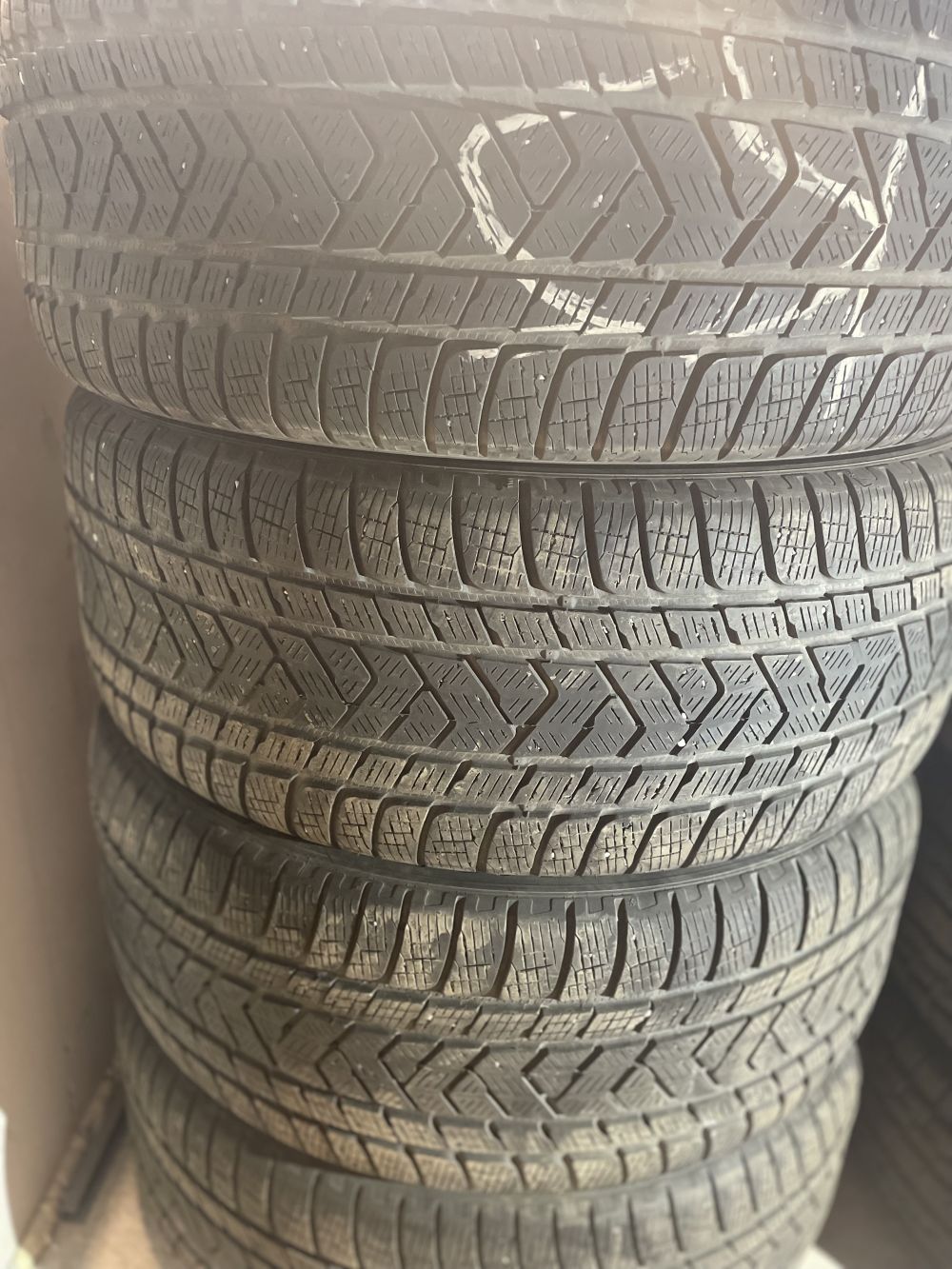 Pirelli Scorpion 275/40/22 - Pneu d'hiver usagé