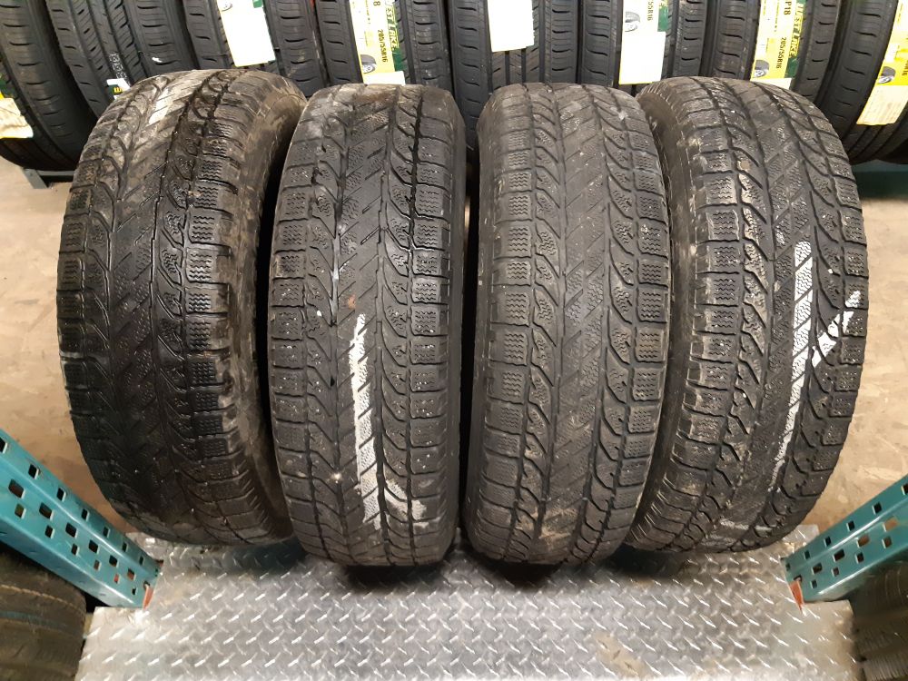 BFgoodrich Winterslalom KSI 215/70/16 - Pneu d'hiver usagé