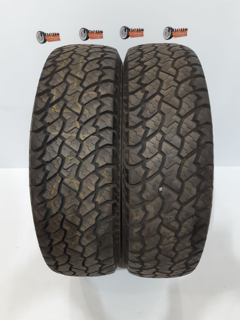 Mirage MR-AT172 All Terrain 245/75/17 - Pneu d'été usagé