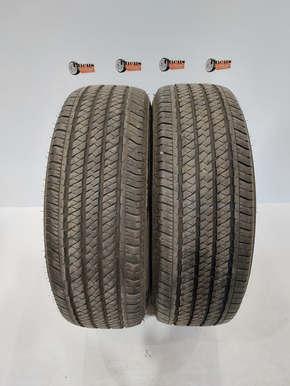 Bridgestone Dueler H/T 684 II 255/70/17 - Pneu d'été usagé