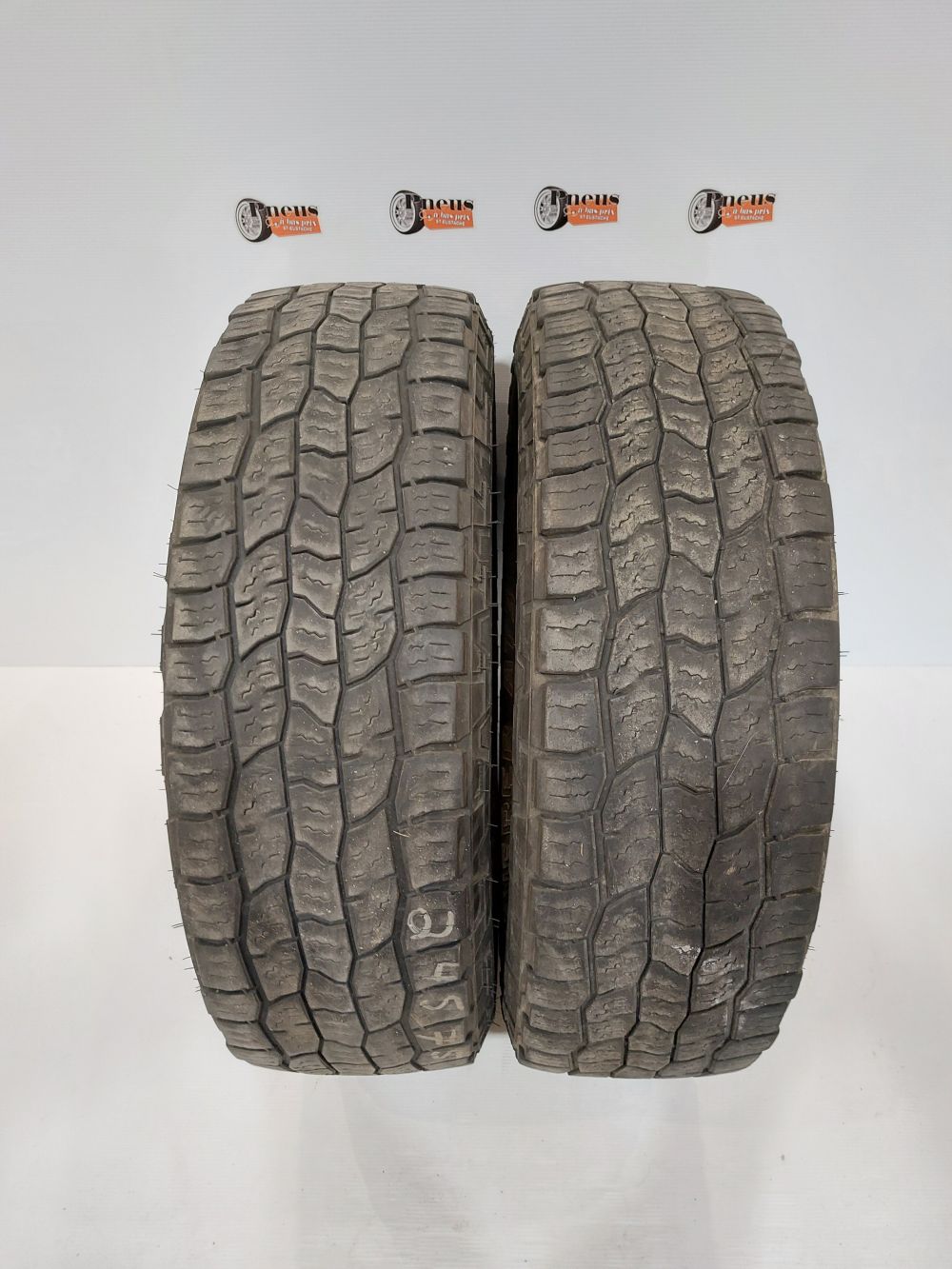 Cooper AT3 Discoverer LT 245/75/17 - Pneu 4 saisons homologué hiver usagé