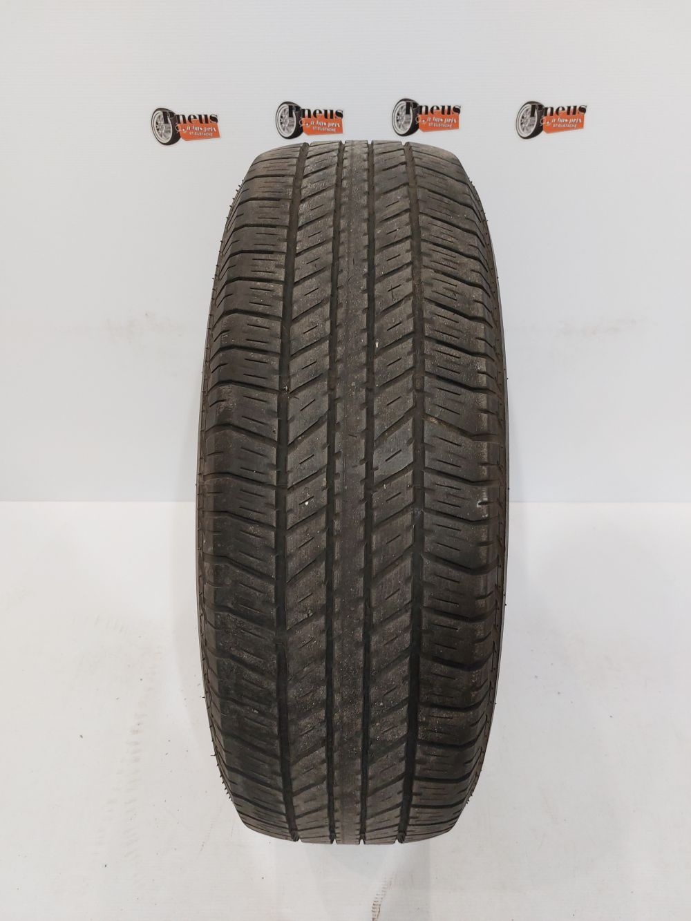 Bridgestone Dueler H/T 684 II 265/70/17 - Pneu d'été usagé