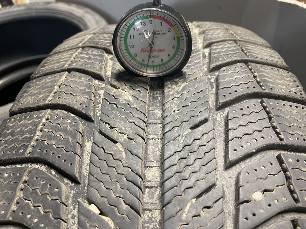 Michelin X-Ice Xi2 235/60/19 - Pneu d'hiver usagé