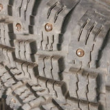 Nokian Hakkapeliitta LT 215/85/16 - Pneu d’hiver usagé 