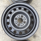 Roue en acier usagée Noir / Dimensions : 14x5.5 / Boulons : 5x114.3mm