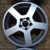Roue en aluminium usagée R Silver / Dimensions : 16x7.5 / Boulons : 5x108mm