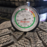 Rovelo RWT-768 205/65/15 - Pneu d'hiver usagé