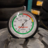 Yokohama Radial TY213a 215/85/16 - Pneu d'été usagé
