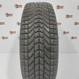 Firestone WinterForce UV 245/70/17 - Pneu d'hiver usagé