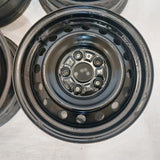 Roue en acier usagée Noir Inc 02 / Dimensions : 15x6 / Boulons : 5x114.3mm