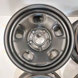 Roue en acier usagée Noir Inc06 / Dimensions : 17x7 / Boulons : 5x139.7mm