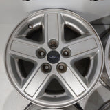 Roue en aluminium usagée Ford Silver / Dimensions : 15x6.5 / Boulons : 5x114.3mm
