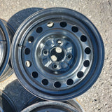 Roue en acier usagée Noir Inc04 / Dimensions : 15x6 / Boulons : 4x114.3mm