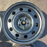 Roue en acier usagée Ford CJ5Z-1015-A / Dimensions : 17x7.5 / Boulons : 5x108mm