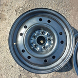 Roue en acier usagée Noir X40914 / Dimensions : 16x6.5 / Boulons : 5x114.3mm