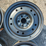 Roue en acier usagée Noir Inc03 / Dimensions : 16x7 / Boulons : 5x114.3mm