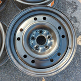 Roue en acier usagée Noir Inc03 / Dimensions : 16x7 / Boulons : 5x114.3mm