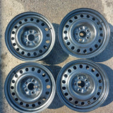 Roue en acier usagée RTX X47567 / Dimensions : 17x7 / Boulons : 5x114.3mm5x4.5po