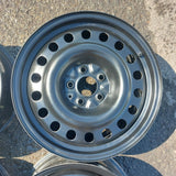 Roue en acier usagée RTX X47567 / Dimensions : 17x7 / Boulons : 5x114.3mm5x4.5po