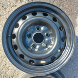 Roue en acier usagée Noir Inc05 / Dimensions : 15x6.5 / Boulons : 5x114.3mm