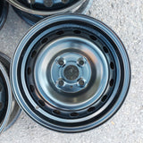 Roue en acier usagée Hyundai Noir / Dimensions : 14x5.5 / Boulons : 4x100mm