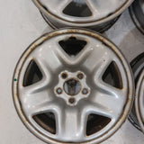 Roue en acier usagée Mazda Silver / Dimensions : 17x7 / Boulons : 5x114.3mm