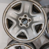 Roue en acier usagée Mazda Silver / Dimensions : 17x7 / Boulons : 5x114.3mm