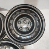 Roue en acier usagée Hyundai Noir 02 / Dimensions : 15x5.5 / Boulons : 5x114.3mm