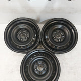 Roue en acier usagée Nissan Noir 03 / Dimensions : 16x6.5 / Boulons : 5x114.3mm