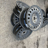 Roue en acier usagée RTX X47567 / Dimensions : 17x7 / Boulons : 5x114.3mm5x4.5po